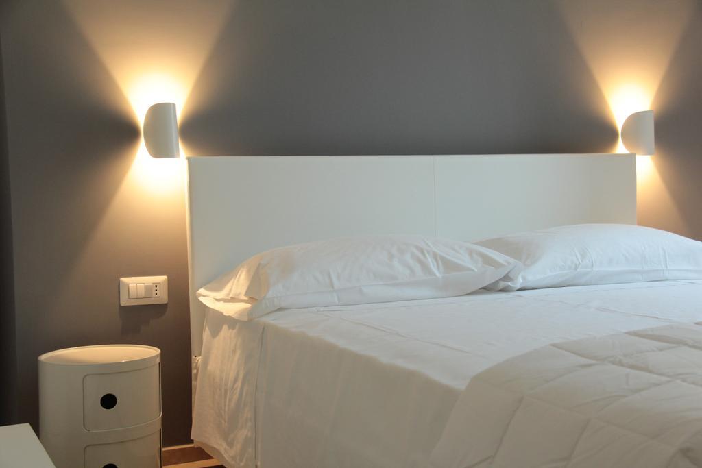 Lamia Room Rentals มาเตรา ภายนอก รูปภาพ